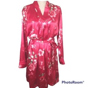 Delicates Floral Print Sleepwear Red Robe. Size M